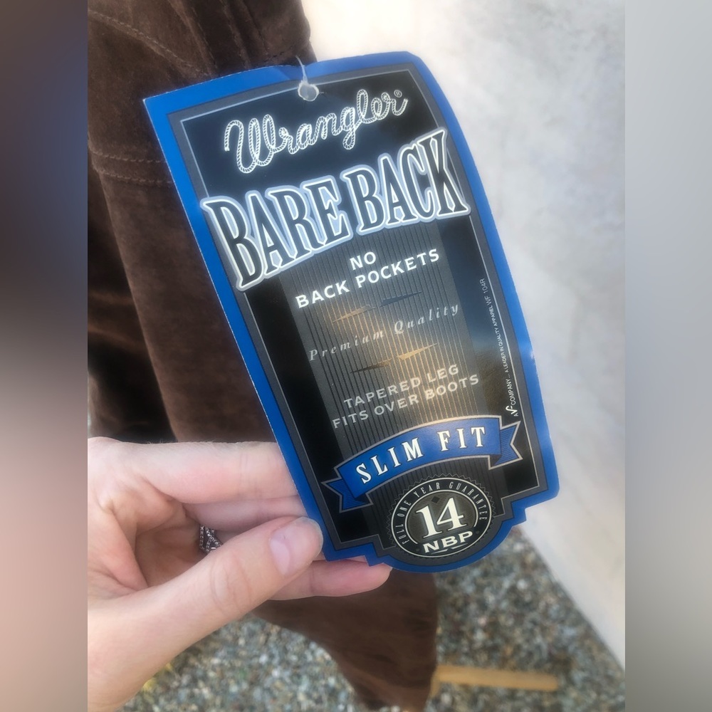 NWT wrangler suede jeans - Picture 8 of 11